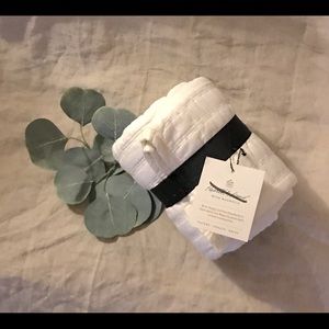 Hearth and Hand Solid Sourcream Pillow Sham, King